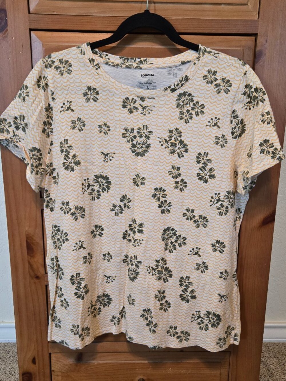 Sonoma Everyday Tee Yellow Scallop Stripe and Green Floral Womens Large